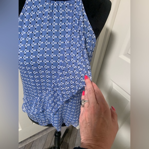 Joie Silk Ruffled Tank/Blouse - Picture 4 of 7